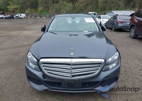 2015 Mercedes-Benz C 300 4Matic/Luxury 4Matic/Sport 4Matic from USA, damaged, VIN 55SWF4KB4FU016712